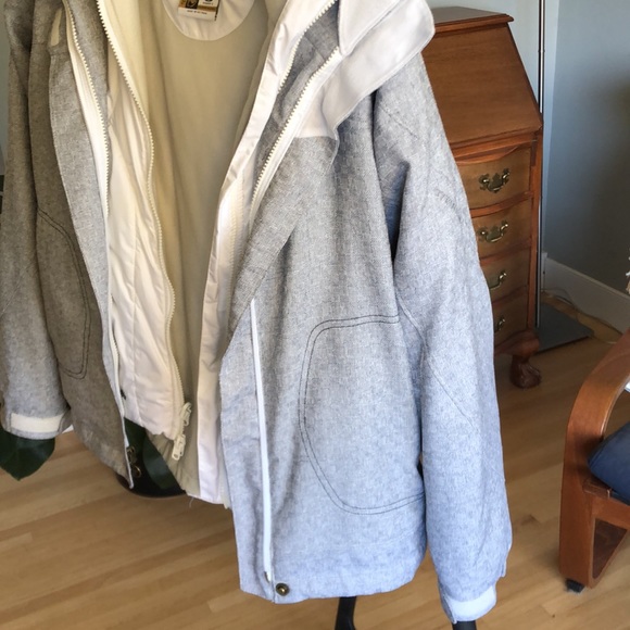 Columbia - S - Winter Ski Jacket - light puffy jacket with shell - Picture 5 of 15